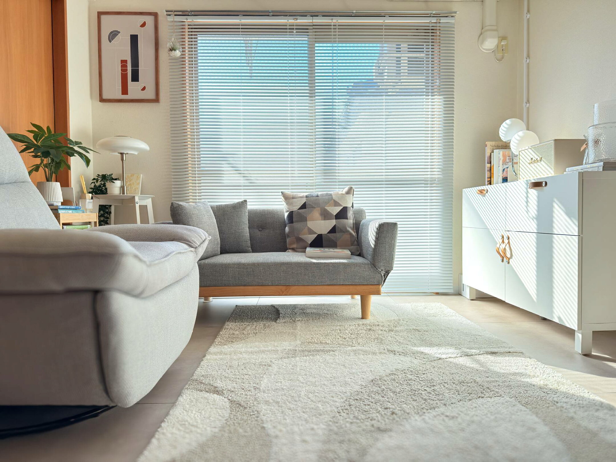 アルミブラインド　ホワイトの設置写真