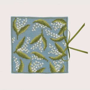 �y���E�{�k�[���E�f�E�_���z�N���X�X�e�b�` �h�J�L�b�g 3473 Needle Case Lily Of The Valley �X�Y�����i�j�[�h���P�[�X�j