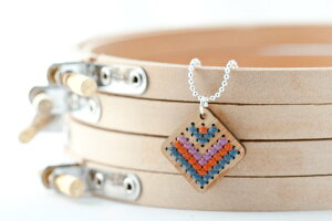 yRed Gate Stitcheryz ou[y_gLbg@BP5@XNGAVFu@ yyzyHLS_DUz