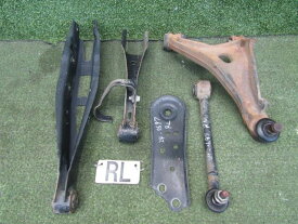 【中古】中古部品 86 ZN6 左リアロアアーム 【3330200100-242697000051840】