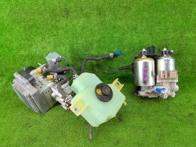 【中古】中古部品 アクア NHP10 ブレーキマスター 【3330990100-251009000447160】