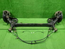 【中古】中古部品 プリウス ZVW30 リアアクスルビーム 【3330250100-000000925453500】