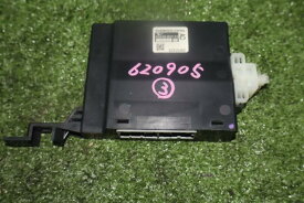 【中古】中古部品 ステラ LA100F ミッションコンピューター 【3330950100-000062090563200】