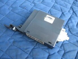 【中古】中古部品 ムーヴ LA100S ミッションコンピューター 【3540020100-000008041363200】