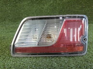 【中古】中古部品 ハイゼット S700V 右テールランプ 【3260070000-260804000115500】