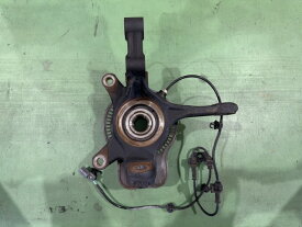 【中古】中古部品 スイフト ZC72S 右フロントナックルハブ 【3310590000-202608071244310】