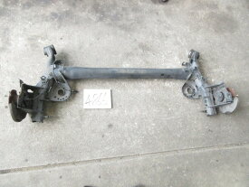 【中古】中古部品 スイフト ZC32S リアアクスルビーム 【3500170000-260925501553500】
