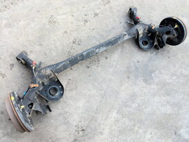 【中古】中古部品 ラクティス NCP100 リアアクスルビーム 【3330200100-252867000053500】