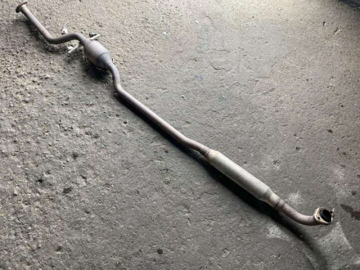楽天市場】【中古】中古部品 ポルテ NNP15 ｴｷｿﾞｰｽﾄｾﾝﾀｰﾏﾌﾗｰ 