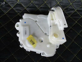 【中古】中古部品 フィット GE8 ドアロックソレノイド 【3330660100-000022305964553】