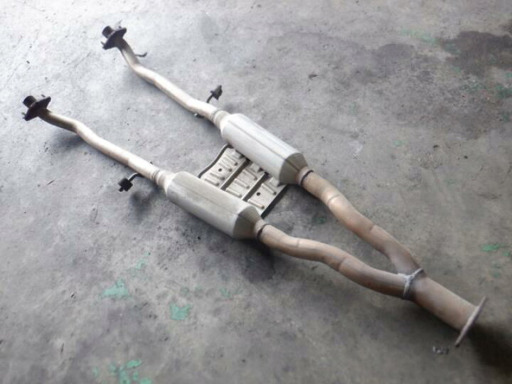 楽天市場】【中古】中古部品 スカイライン ZV37 ｴｷｿﾞｰｽﾄｾﾝﾀｰﾏﾌﾗｰ 