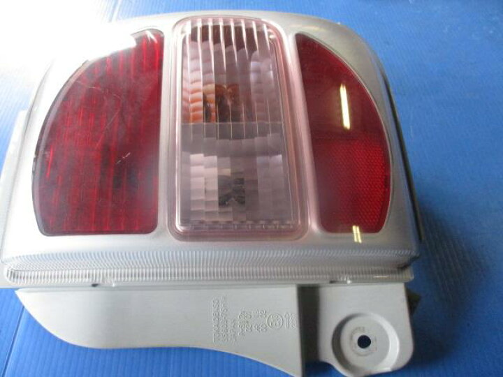 楽天市場】【中古】中古部品 ラパン HE21S 右ﾃｰﾙﾗﾝﾌﾟ 【3330560100 
