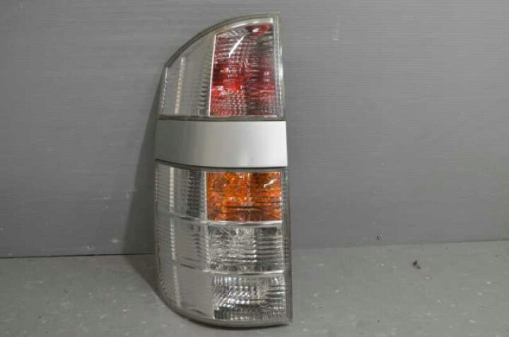 楽天市場】【中古】中古部品 ヴォクシー AZR65 左ﾃｰﾙﾗﾝﾌﾟ 【3310580000 