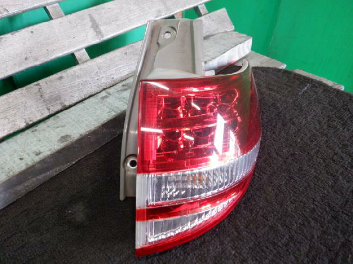 楽天市場】【中古】中古部品 エスティマ ACR50W 右ﾃｰﾙﾗﾝﾌﾟ 