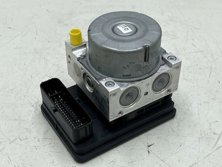 楽天市場】【中古】中古部品 BMW 2シリーズ 2D15 ABSｱｸﾁｭｴｰﾀｰ 