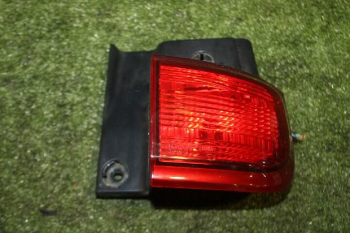 楽天市場】【中古】中古部品 エルグランド E51 右ﾃｰﾙﾗﾝﾌﾟ 【3330950100 