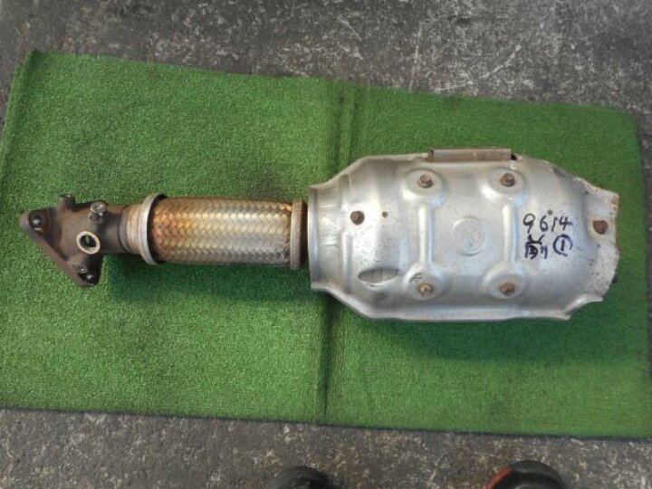 楽天市場】【中古】中古部品 NV350キャラバン VW2E26 触媒 