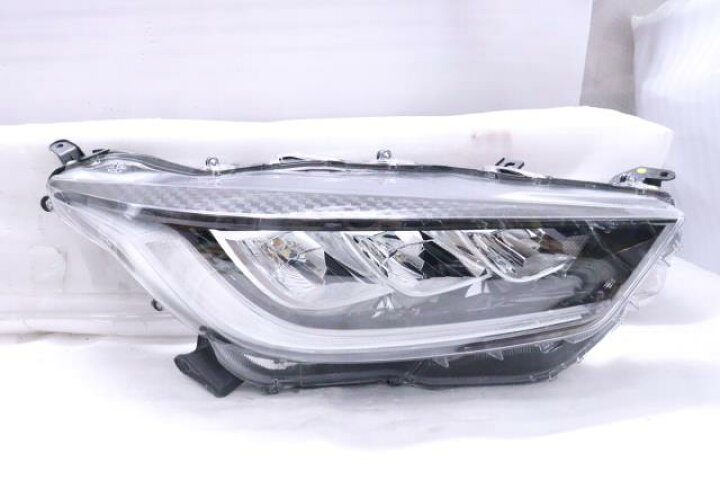 楽天市場】【中古】中古部品 ヤリス MXPA10 右ﾍｯﾄﾞﾗﾝﾌﾟ 【3260520000 