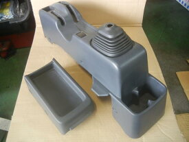 【中古】中古部品 キャリィ DA63T コンソールボックス 【3340220100-000225030077100】