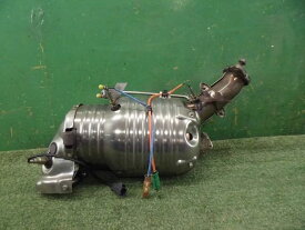 【中古】中古部品 レンジローバーヴェラール LY2NA 触媒 【3330150100-000024332022400】