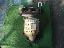 【中古】中古部品 モコ MG22S 触媒 【3330190100-000002143722400】