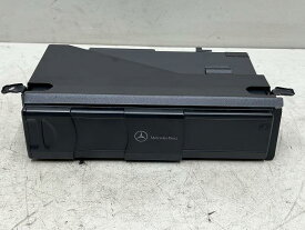 【中古】中古部品 ベンツ Cクラス 203242 CDチェンジャー 【3310070100-0000Y0746461250】