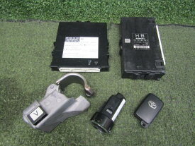 【中古】中古部品 86 ZN6 エンジンコンピューター 【3330200100-242311000063100】