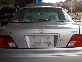 【中古】中古部品 ビスタ SV40 トランクリッド 【3310210100-250215000115300】