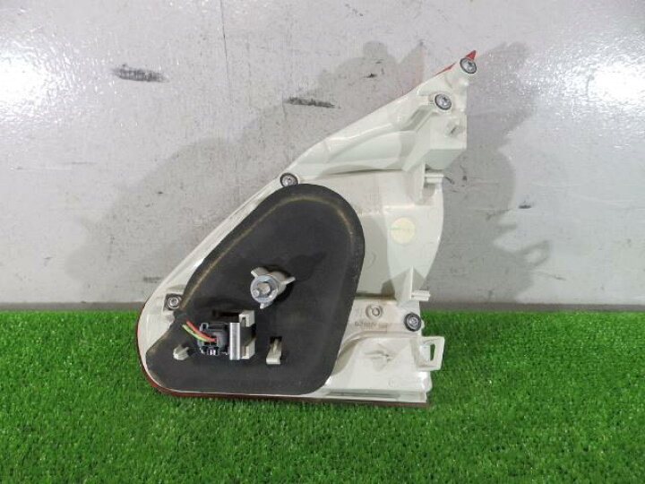 楽天市場】【中古】中古部品 プジョー 2008 A94HM01 左ﾌｨﾆｯｼｬｰﾊﾟﾈﾙ 