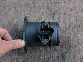 【中古】中古部品 アウディ A4 8EALT エアフロメーター 【3310070100-000995035960400】