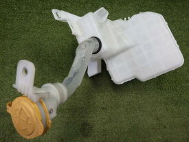 【中古】中古部品 86 ZN6 ウォッシャータンク 【3330200100-242393000067300】