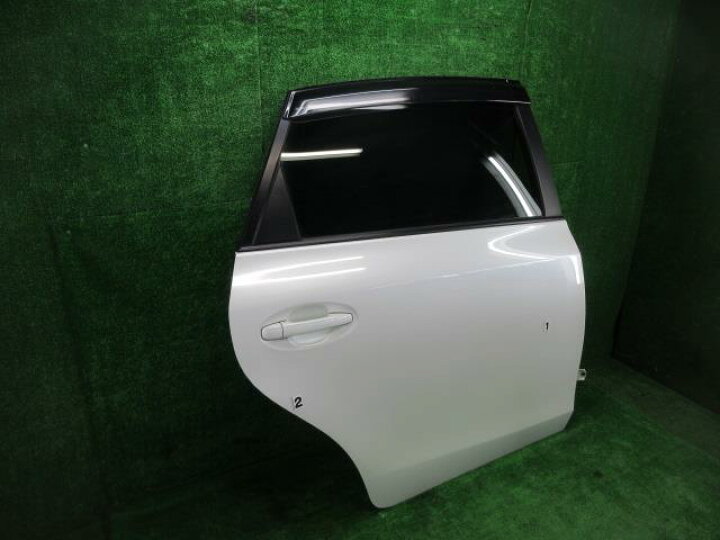 楽天市場】【中古】中古部品 プリウスα ZVW41W 右ﾘｱﾄﾞｱ 【3330991000 