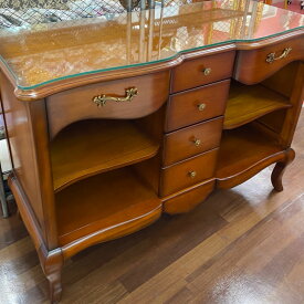 ★倉庫移転の為、総売り尽くしセール！★ マホガニー アンティーク調 マルチコンソール キッチンボード 飾り棚 本棚 大型 キャビンネット 完成品 ヨーロピアン おしゃれ 輸入家具 エレガント 高級 猫脚 ダイニングボード 木製 収納 ダイニング クラシック テレビ台