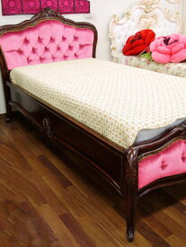 ★倉庫移転の為、総売り尽くしセール！★ バロックシングルベッド マットレス付きピンクベルベット生地張り 【送料無料・開梱・組立付】シングル ベッド フレーム マットレス 一人暮らし ブラウン クラシック アンティーク 輸入家具 高級 おしゃれ