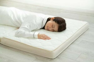 マットレス 寝具 IRIS OHYAMA アイリスオーヤマ 2層構造 2種類の寝心地 リバーシブルタイプ オールシーズン コンパクト収納 三つ折りタイプ エアリーハイブリッドマットレス センターフィット