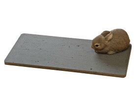 気持ちがいいペットマット（ペットベッド）！20cm×40cmタイプ節電しながらクールに冷やす！溶岩打ち水クールマット 天然の癒し！溶岩ヒーリングクールマット