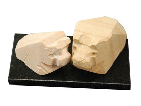 【限定品！！】砂岩で出来た親子のうし(丑)の彫刻品台付き♪