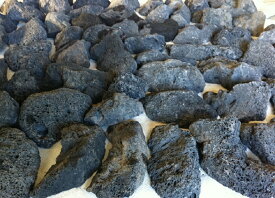 【業界初！！】誰でも簡単！！ブラックカルの壁張り！！人気の溶岩張りです！10平米分