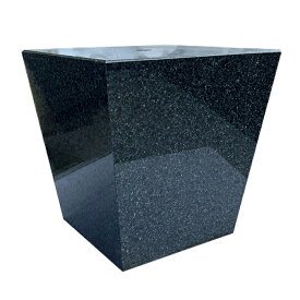 彫刻用台座黒系御影石本磨き底面約24cm角×上面約30cm角×高さ約30cm