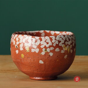 yq@2025NVti@ ԕ@[Gߒq]