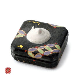 吉村楽入　2025年新春作品　四方形　巳　七宝柄　[干支香合]