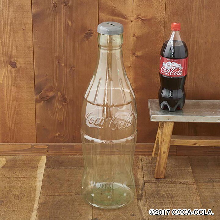 楽天市場 超ビックなコカコーラ Bigボトルスタイルバンク 貯金箱 500円玉 高60 幅18 奥18cm Pet素材 透明クリアー 貯める楽しみ満載 インパクト大きい貯金箱 Coca Cola Bottle Style Bank Pj Cb01 い こもの
