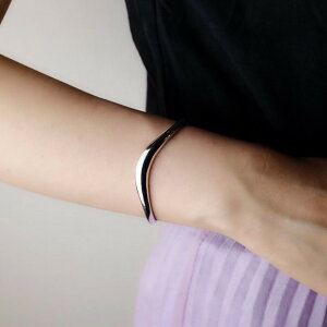 qVo[925rPlump V line bangle oO X^[OVo[ Vv i ㎿  uXbg nhJt VC V C AM[Ή nCWG[ v[g M