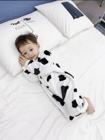 ベビー服 フリース パジャマ ロンパース カバーオール ベビー キッズ 男の子 女の子 子供 幼児 厚手 冬 暖か あったか かわいい おしゃれ ルームウェア 寝間着 部屋着 牛柄 クマ柄