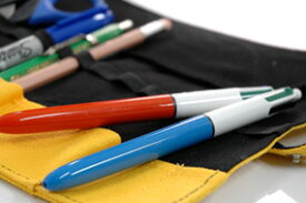 [Bic ビック]4色ボールペン 黒・赤・青・緑4色の油性ボールペン文房具 筆記具 ボールペン 油性 ステーショナリー デザイン 海外 輸入