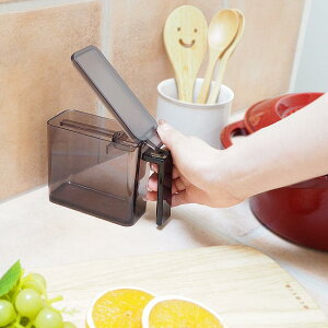 【あす楽】 調味料ストッカー おしゃれ 調味料入れ 調味料ストッカー S スプーンセット タワー tower 02867 02868 山崎実業 yamazaki 調味料ケース キッチン収納 調味料収納 小麦粉 保存容器 砂糖入