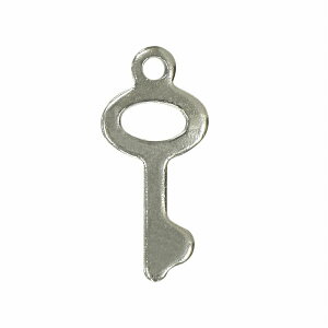 【1個売り】 チャームパーツ サージカルステンレス 鍵プレートチャーム 縦16.0mm 横7.0mm キー かぎ カギ|手芸用品 金具 飾り パーツ 部品 医療用ステンレス