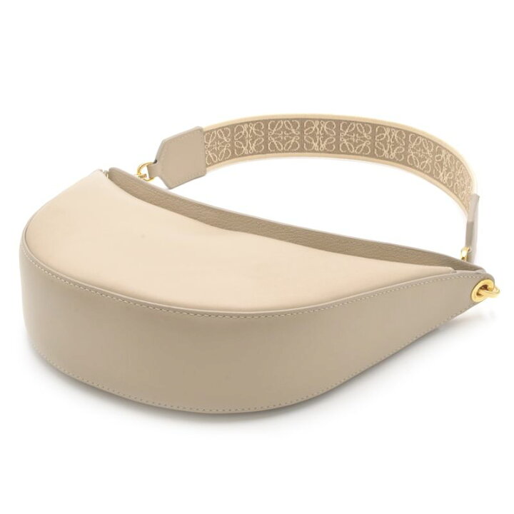 ロエベ アナグラム 大型ショルダーバッグ ハーフムーン 