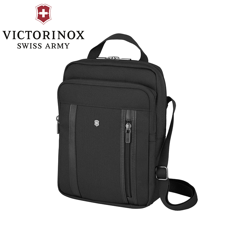 ヴィクトリノックス VICTORINOX ビジネスバッグ ワークス・プロフェッショナル CORDURA クロスボディ タブレットバッグ Werks Professional CORDURA Crossbody Laptop Bag 611473 ショルダーバッグ・メッセンジャーバッグ