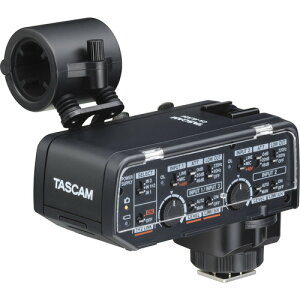 TASCAM CA XLR2D F �~���[���X�J�����Ή�XLR�}�C�N�A�_�v�^�[ �x�m�t�B�����p �^�X�J�� �u���b�N